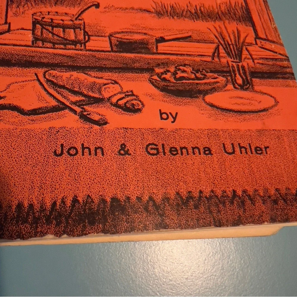 Cajun Country Cookin by John & Glenna Uhler